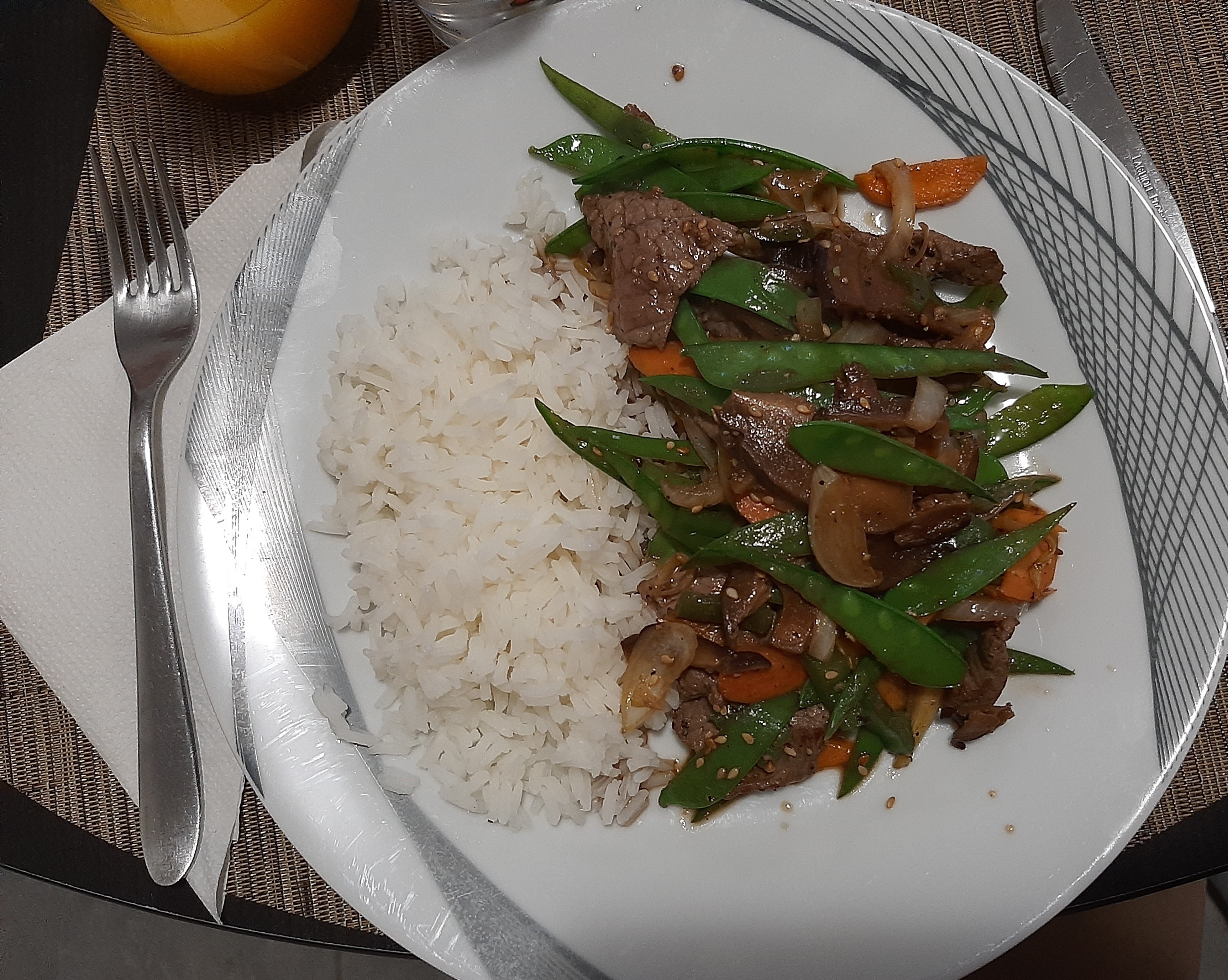 Recette healthy au sauté de bœuf et poids gourmands